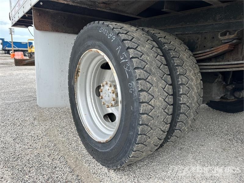 Hino XJC720 4x2 Refrigerated Truck Camiones con temperatura controlada