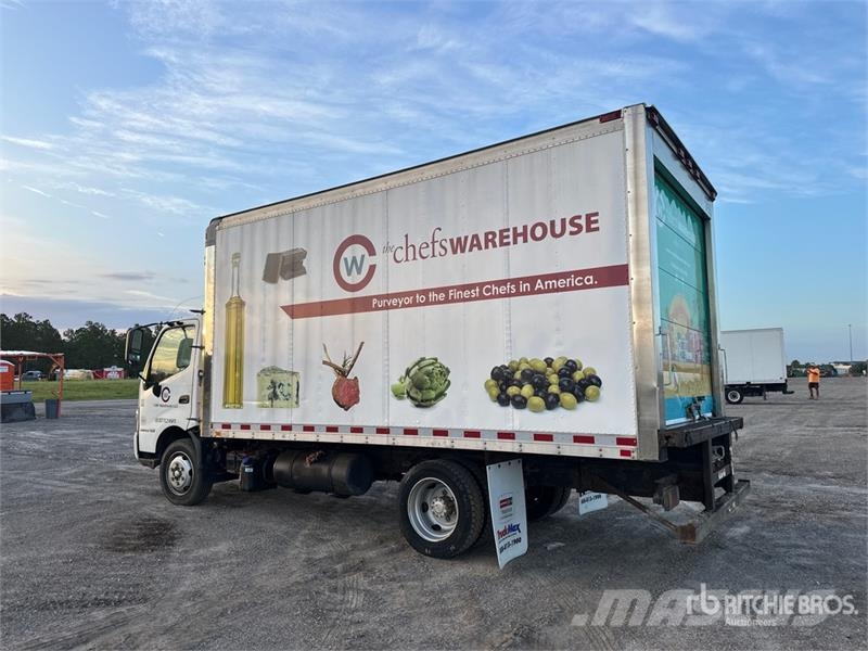 Hino XJC720 4x2 Refrigerated Truck Camiones con temperatura controlada
