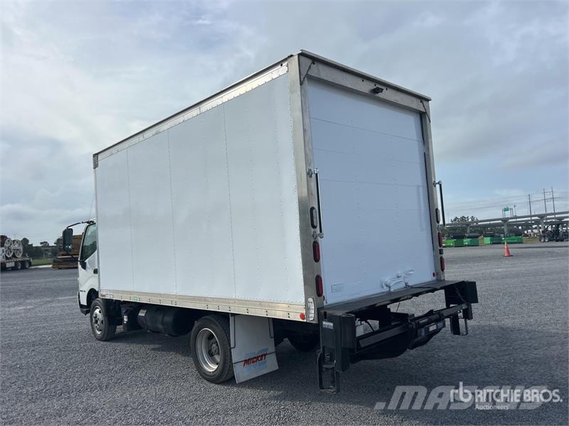 Hino XJC720 4x2 Van Truck ボックスボディー、ウイング、箱車
