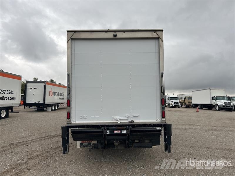 Hino XJC720 4x2 Van Truck Camiones con caja de remolque