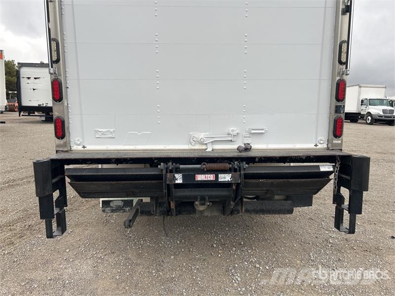 Hino XJC720 4x2 Van Truck Camiones con caja de remolque