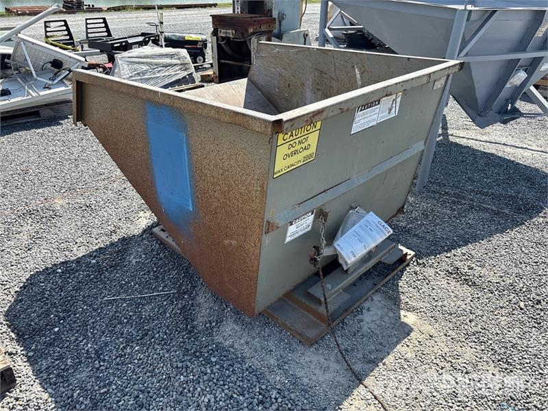 Hippo HH32LD 2 cyd Self-Dumping Hopper Grain bins