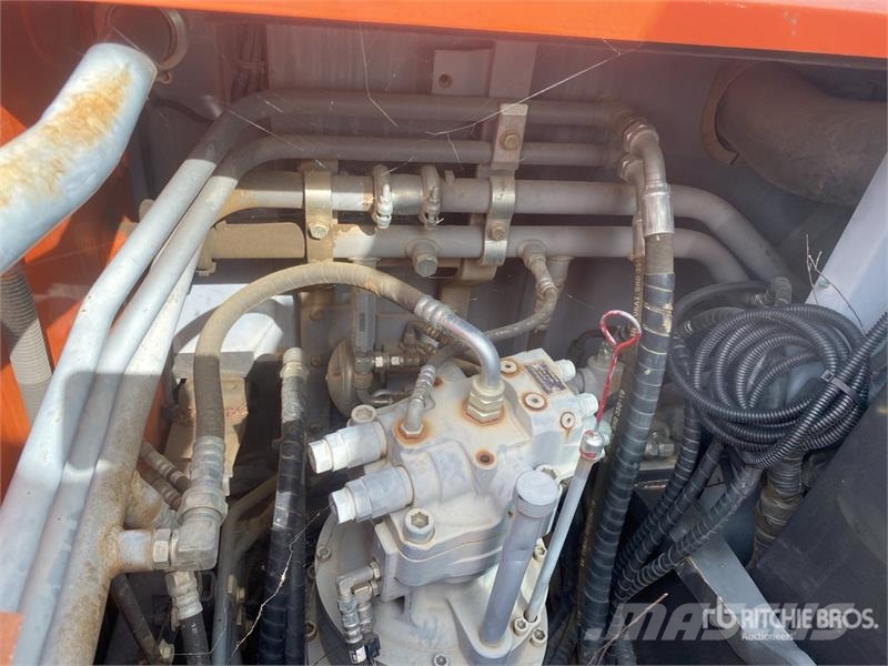 Hitachi 190W-5 4x4 Highway Wheeled Excavator Wheeled excavators