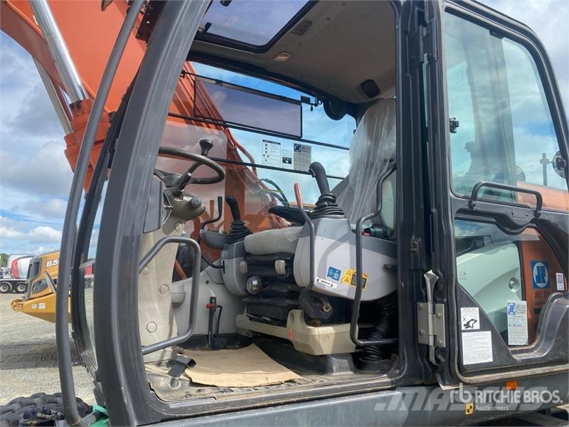 Hitachi 190W-5 4x4 Highway Wheeled Excavator Wheeled excavators