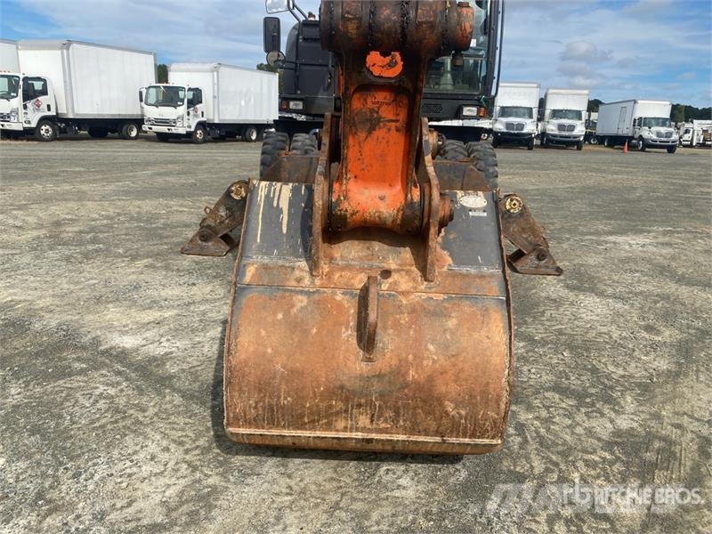 Hitachi 190W-5 4x4 Highway Wheeled Excavator Wheeled excavators