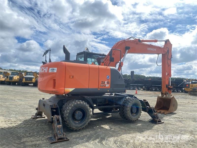 Hitachi 190W-5 4x4 Highway Wheeled Excavator Wheeled excavators