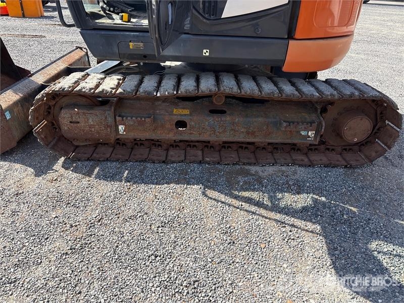 Hitachi Zaxis ZX75US-5B Tracked Excavator Kāpurķēžu ekskavatori