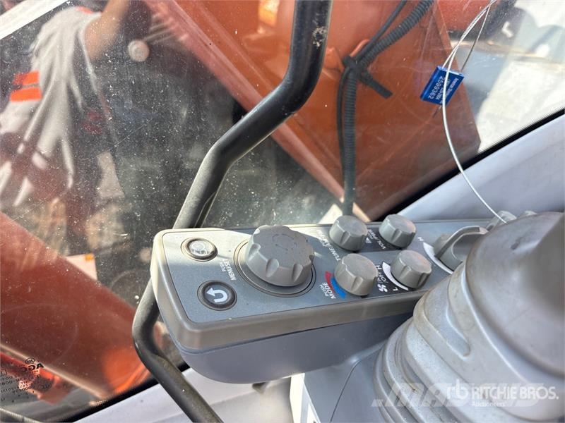 Hitachi Zaxis ZX75US-5B Tracked Excavator Kāpurķēžu ekskavatori