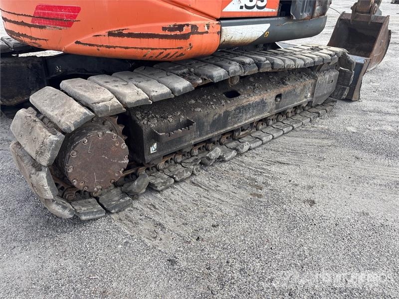 Hitachi ZX135US-6N Tracked Excavator Escavadoras de rastos