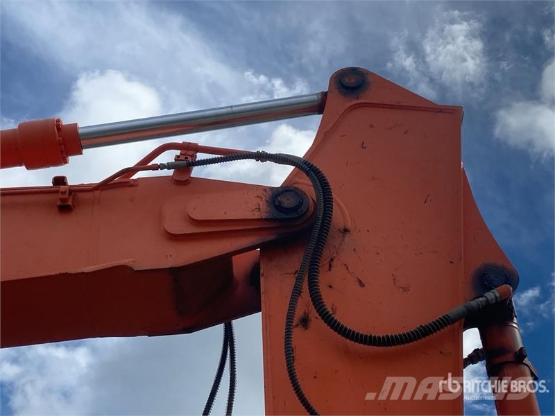 Hitachi ZX190W-5A 4x4 Highway Wheeled Excavator 轮式挖掘机