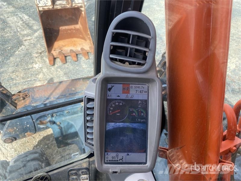 Hitachi ZX190W-5A 4x4 Highway Wheeled Excavator 轮式挖掘机