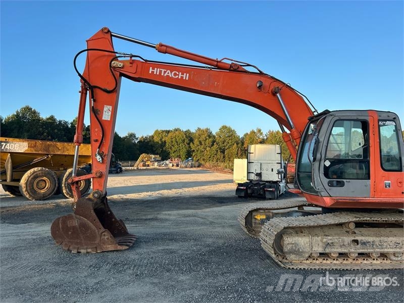 Hitachi ZX200LC-3 Tracked Excavator Kāpurķēžu ekskavatori