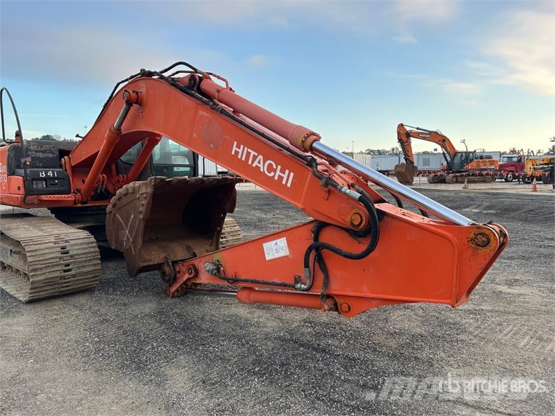 Hitachi ZX200LC-3 Tracked Excavator Kāpurķēžu ekskavatori