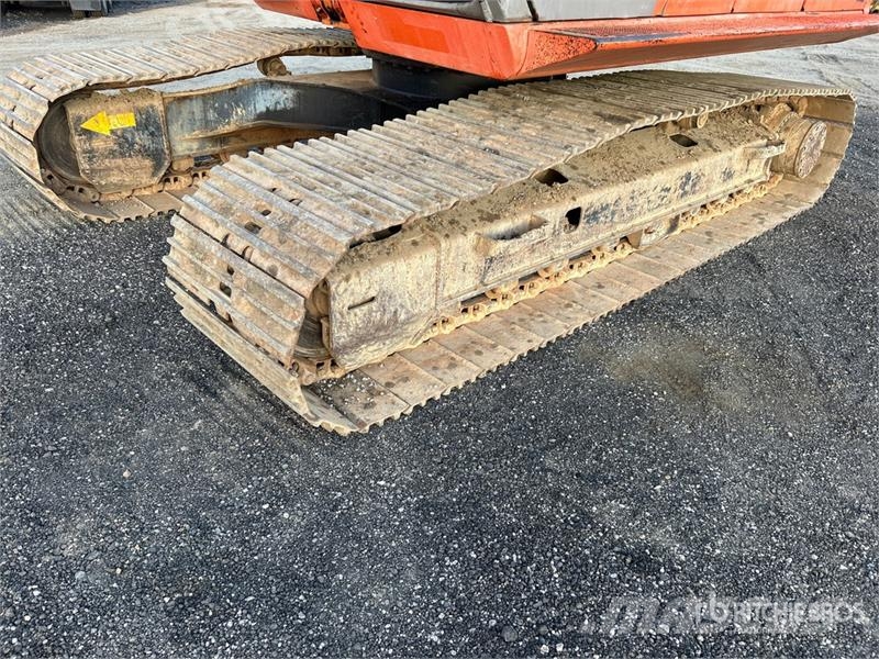 Hitachi ZX200LC-3 Tracked Excavator Kāpurķēžu ekskavatori