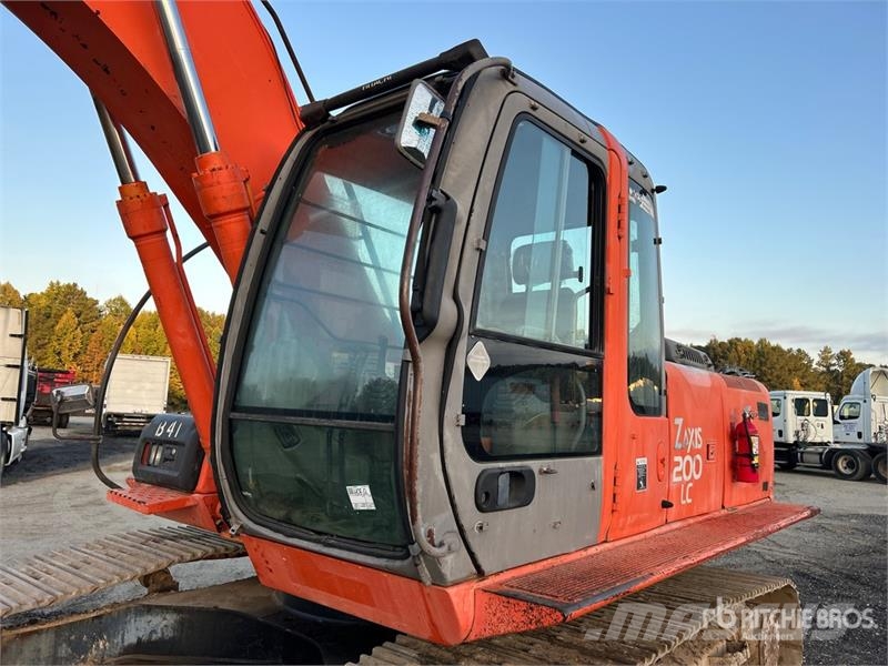 Hitachi ZX200LC-3 Tracked Excavator Kāpurķēžu ekskavatori