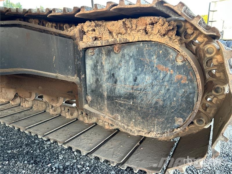 Hitachi ZX200LC-3 Tracked Excavator Kāpurķēžu ekskavatori