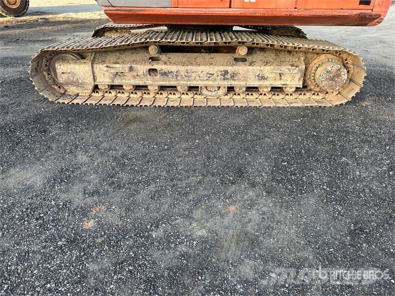 Hitachi ZX200LC-3 Tracked Excavator Kāpurķēžu ekskavatori