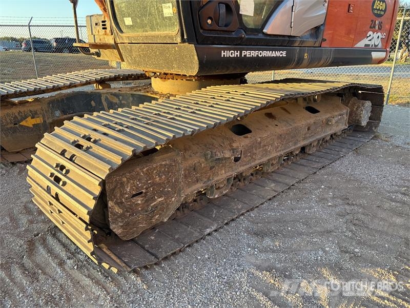 Hitachi ZX210LC-6 Tracked Excavator 大型油圧ショベル12t以上（パワーショベル・ユンボ）