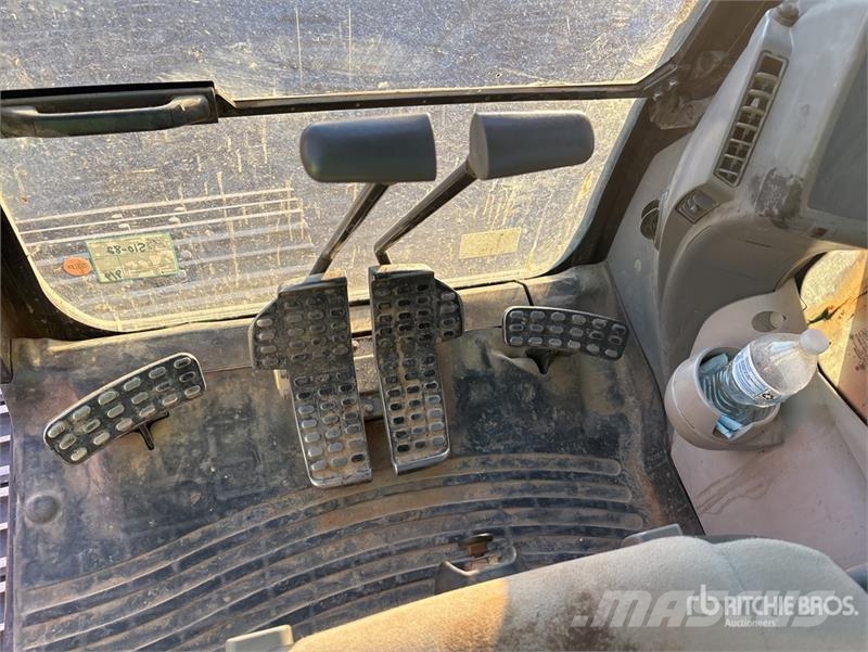 Hitachi ZX210LC-6 Tracked Excavator 大型油圧ショベル12t以上（パワーショベル・ユンボ）