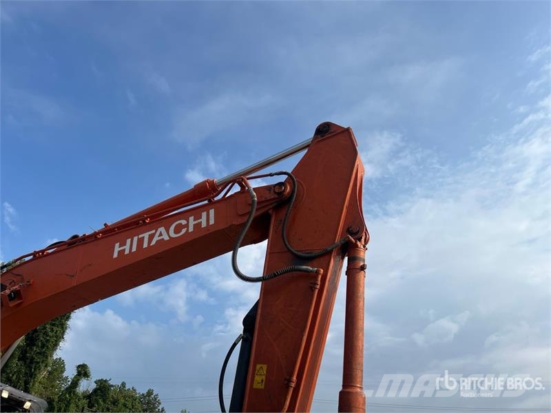 Hitachi ZX210LC-6 Tracked Excavator Pelle sur chenilles