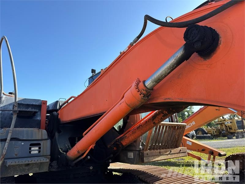 Purchase Hitachi ZX240LC-3 crawler excavators, Bid & Buy on