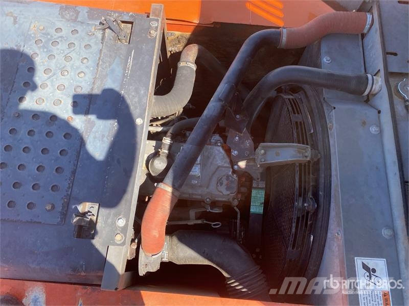 Hitachi ZX350LC-3 Gravemaskiner på larvebånd