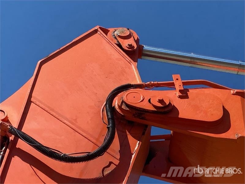 Hitachi ZX350LC-3 Gravemaskiner på larvebånd