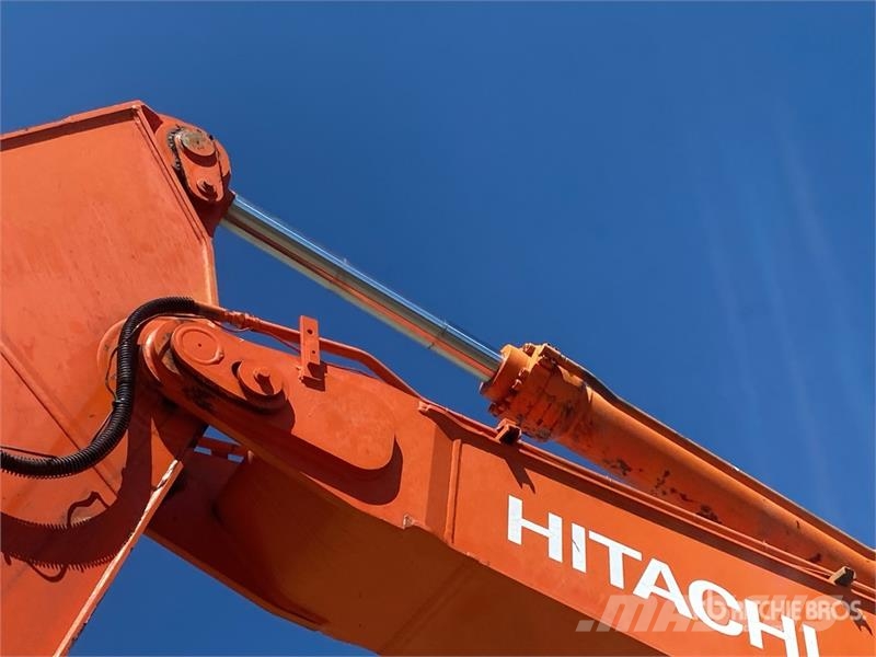 Hitachi ZX350LC-3 Gravemaskiner på larvebånd