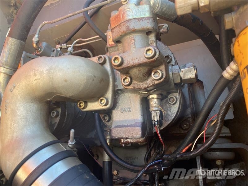 Hitachi ZX350LC-3 Gravemaskiner på larvebånd