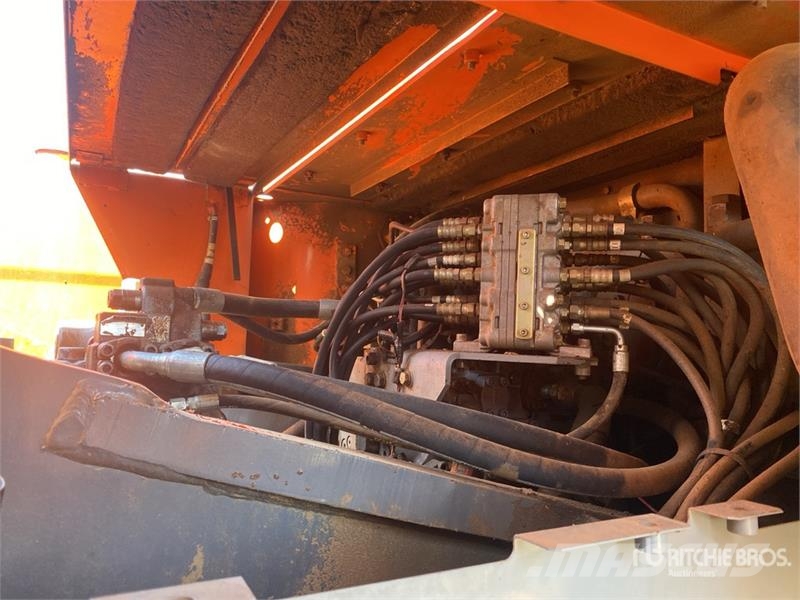 Hitachi ZX350LC-3 Gravemaskiner på larvebånd