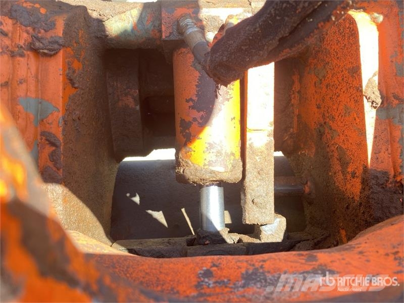Hitachi ZX350LC-3 Gravemaskiner på larvebånd