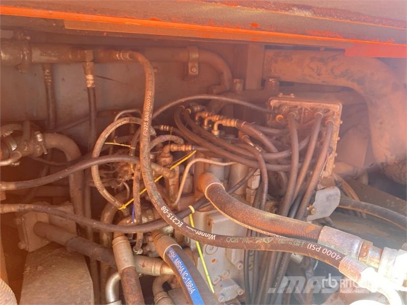 Hitachi ZX350LC-3 Gravemaskiner på larvebånd