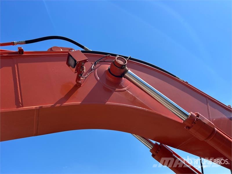 Hitachi ZX350LC-6 Tracked Excavator Bagri goseničarji