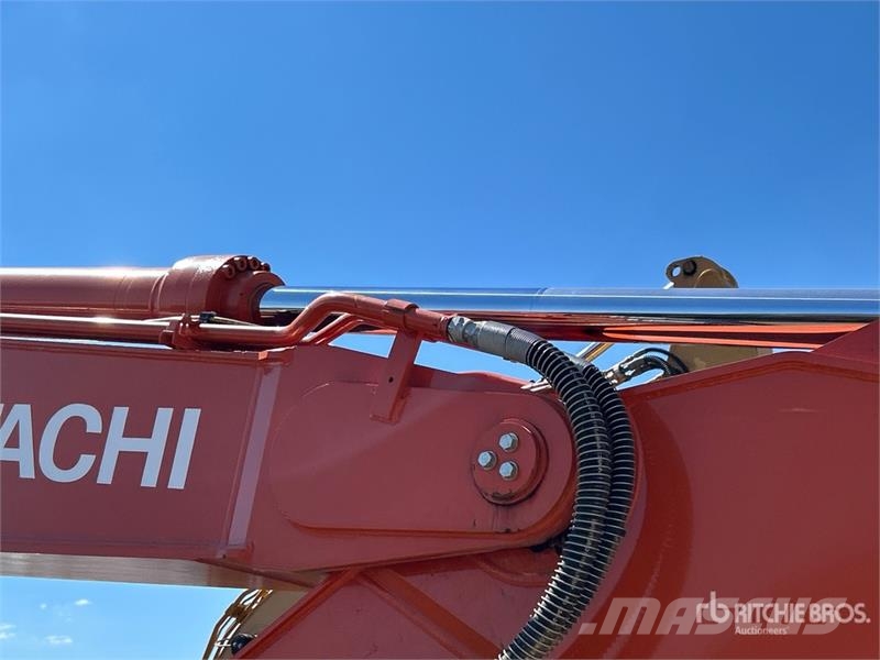 Hitachi ZX350LC-6 Tracked Excavator Bagri goseničarji