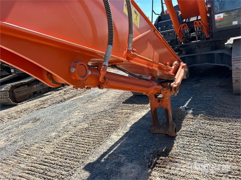 Hitachi ZX350LC-6 Tracked Excavator Bagri goseničarji