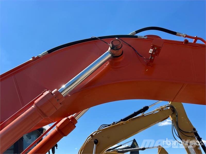 Hitachi ZX350LC-6 Tracked Excavator Bagri goseničarji