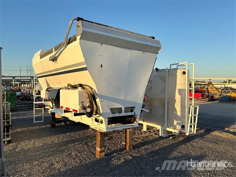  Holcombe HM10H Hydraulic Concrete Volumetric Mixer 건설 장비 - 기타