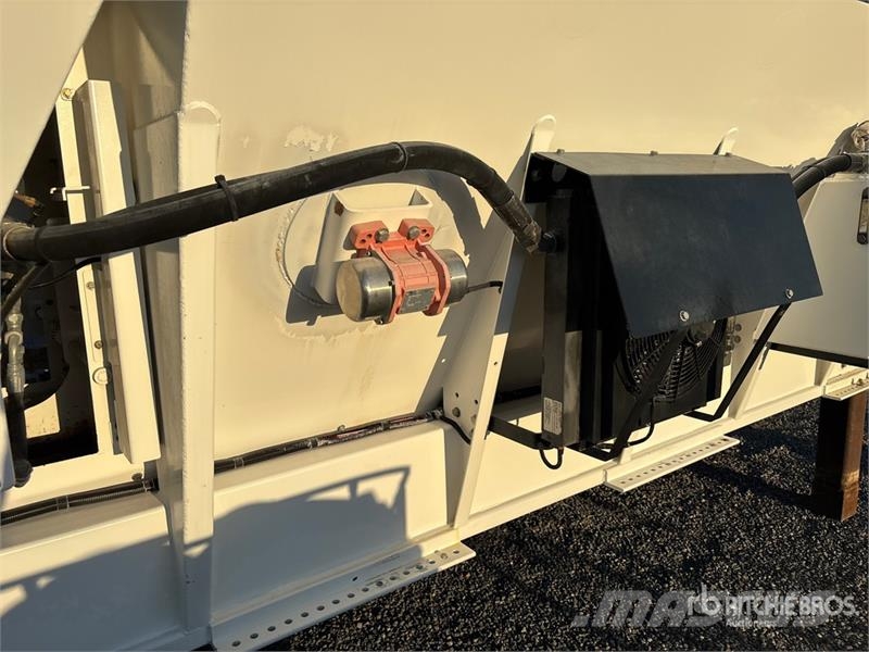  Holcombe HM10H Hydraulic Concrete Volumetric Mixer 건설 장비 - 기타