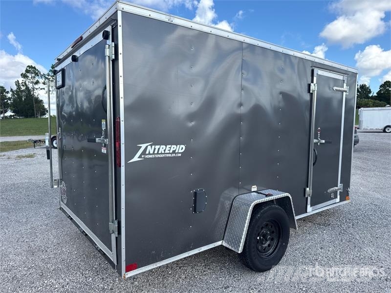  Homesteader 12 ft S/A Enclosed Trailer Прицепы-фургоны
