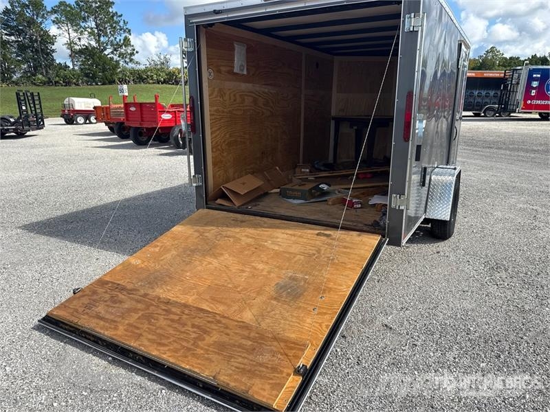 Homesteader 12 ft S/A Enclosed Trailer Прицепы-фургоны