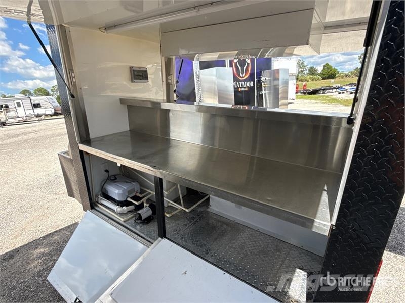 Hook & Line Cargo 7 ft S/A Food Concession Trailer Andere Anhänger