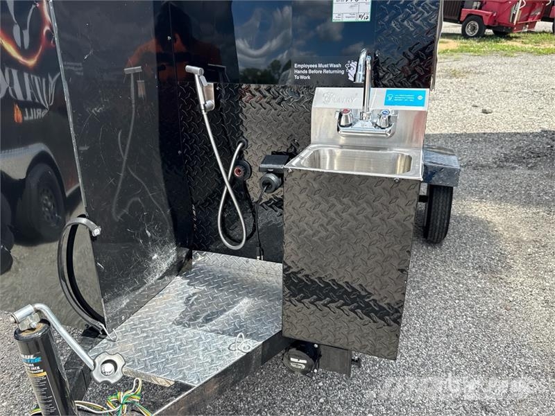 Hook & Line Cargo 7 ft S/A Food Concession Trailer Andere Anhänger
