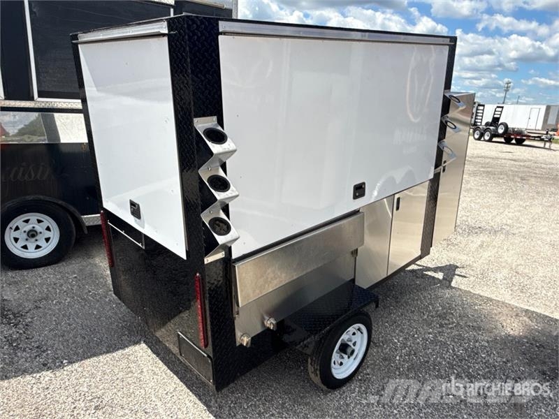 Hook & Line Cargo 7 ft S/A Food Concession Trailer Andere Anhänger