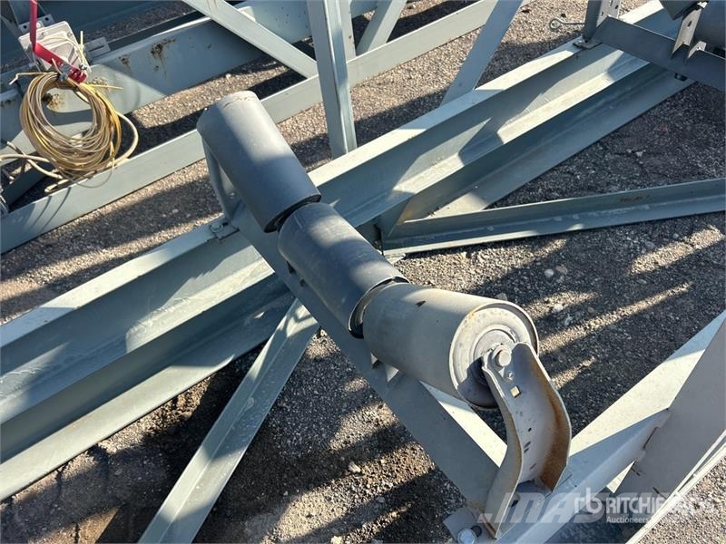  Hoover Conveyor & Fabrication Corp PT24-100 24 in  Sonstige Baumaschinen