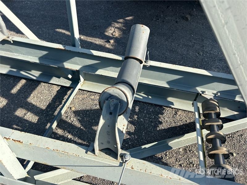  Hoover Conveyor & Fabrication Corp PT24-100 24 in  Sonstige Baumaschinen