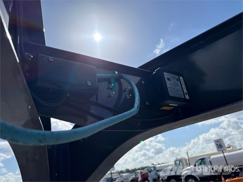 Horizon FHZ36X102X34GN10K 36 ft T/A Gooseneck Equipment Tr Remolques para transporte de vehículos