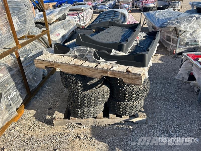 HQ80 Quantity of 3 Golf Cart (Unused) Golfikärud