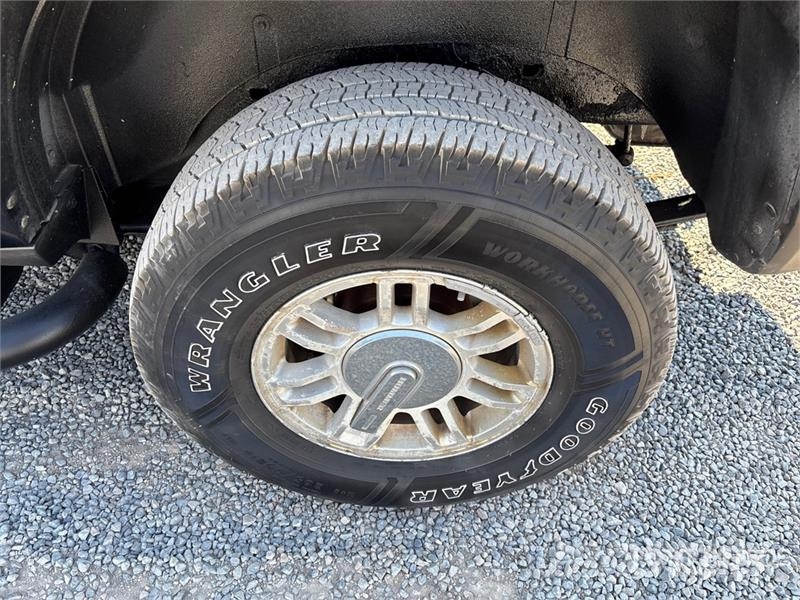 Hummer H3 4WD SUV Avtomobili