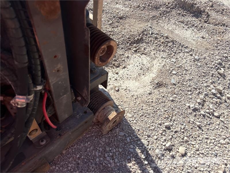 Husqvarna FS7000DT4 Walk-Behind Saw (Inoperable) 製材機械