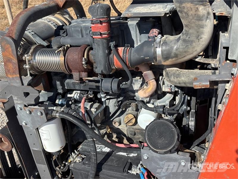 Husqvarna FS7000DT4 Walk-Behind Saw (Inoperable) 製材機械